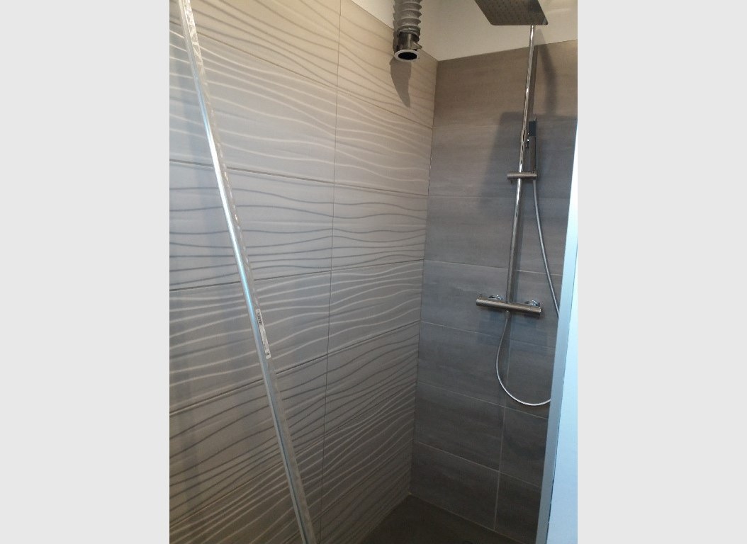 EXTENSION EN BRIQUES OSSATURE BOIS, BARDAGE WERZALIT ET TRESPA A MONCHEAUX (59)-02